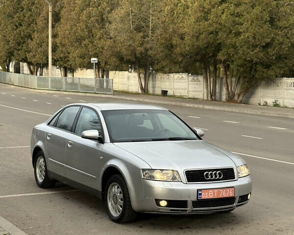 Сірий Ауді А4, об'ємом двигуна 1.6 л та пробігом 237 тис. км за 3600 $, фото 1 на Automoto.ua