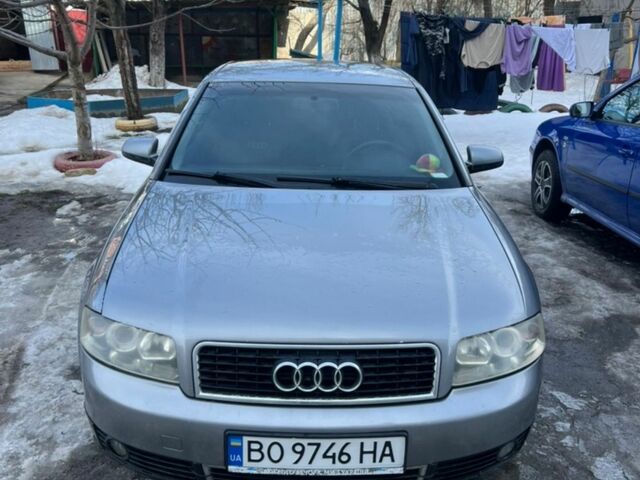 Сірий Ауді А4, об'ємом двигуна 1.8 л та пробігом 295 тис. км за 3150 $, фото 1 на Automoto.ua