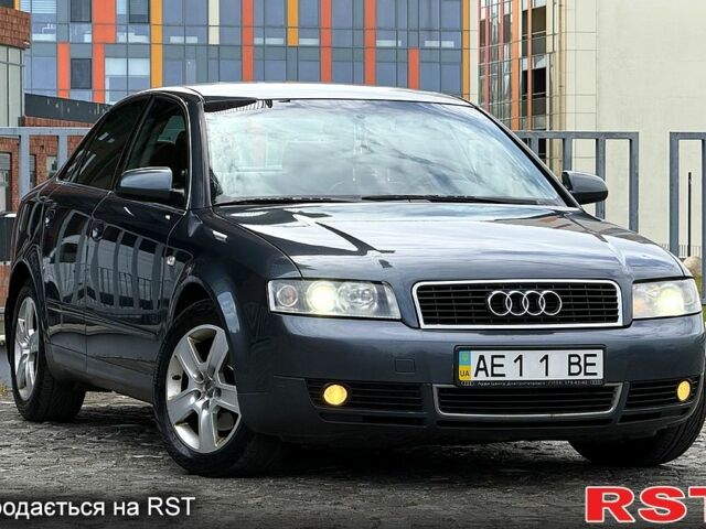Серый Ауди А4, объемом двигателя 2 л и пробегом 250 тыс. км за 4999 $, фото 1 на Automoto.ua