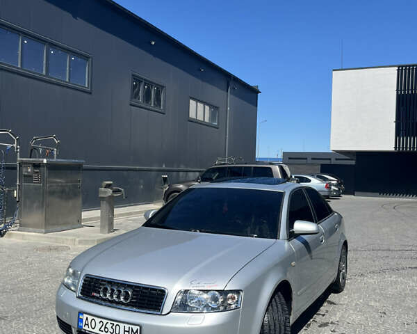 Сірий Ауді А4, об'ємом двигуна 1.8 л та пробігом 263 тис. км за 5900 $, фото 1 на Automoto.ua