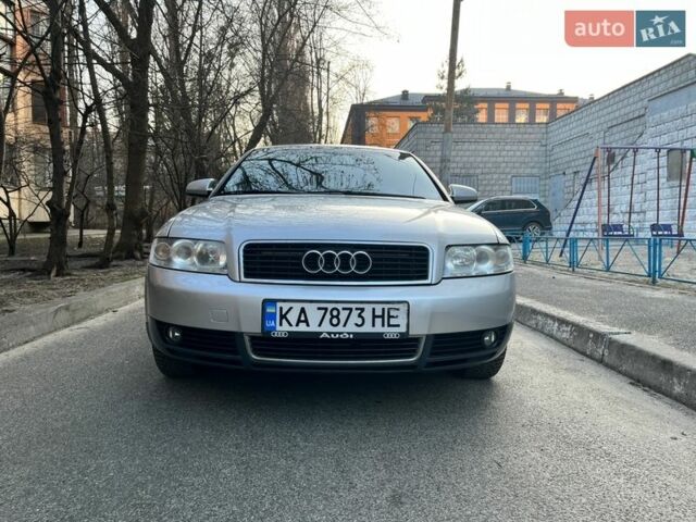 Сірий Ауді А4, об'ємом двигуна 1.6 л та пробігом 231 тис. км за 5500 $, фото 1 на Automoto.ua
