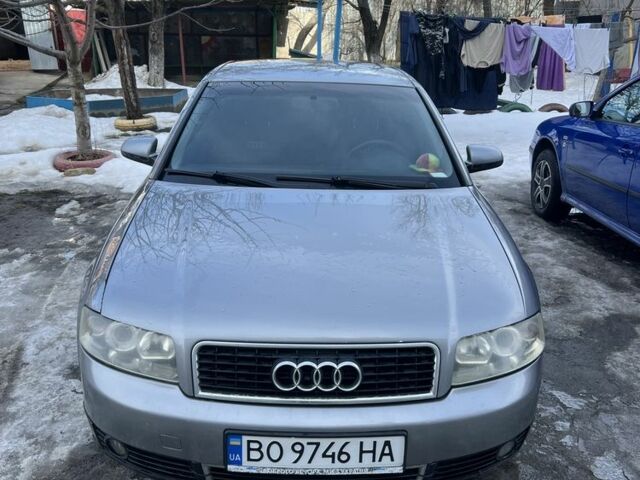 Сірий Ауді А4, об'ємом двигуна 1.8 л та пробігом 295 тис. км за 5000 $, фото 1 на Automoto.ua