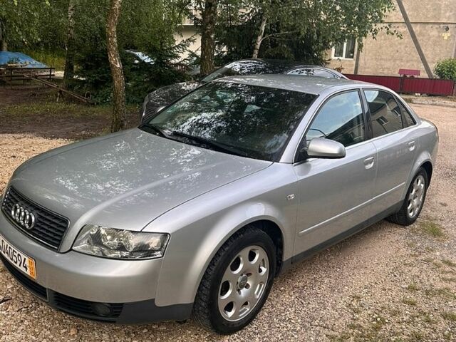 Серый Ауди А4, объемом двигателя 0 л и пробегом 135 тыс. км за 4800 $, фото 1 на Automoto.ua