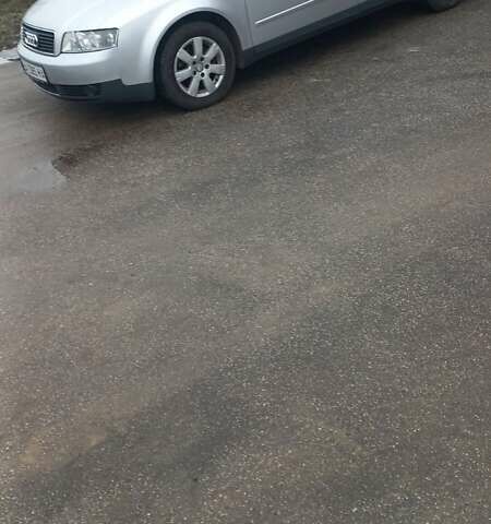 Серый Ауди А4, объемом двигателя 1.6 л и пробегом 220 тыс. км за 4600 $, фото 1 на Automoto.ua