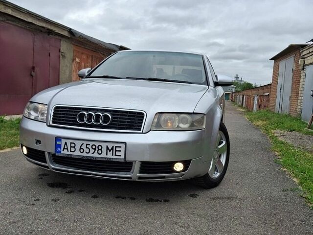 Сірий Ауді А4, об'ємом двигуна 1.6 л та пробігом 300 тис. км за 4300 $, фото 1 на Automoto.ua