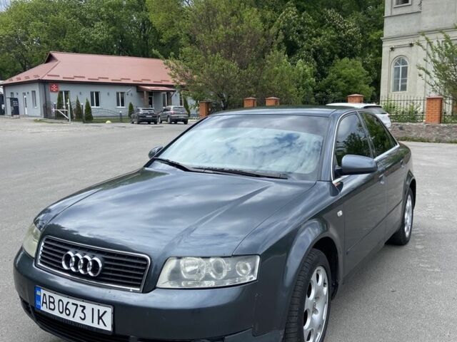 Сірий Ауді А4, об'ємом двигуна 1.8 л та пробігом 300 тис. км за 3700 $, фото 1 на Automoto.ua