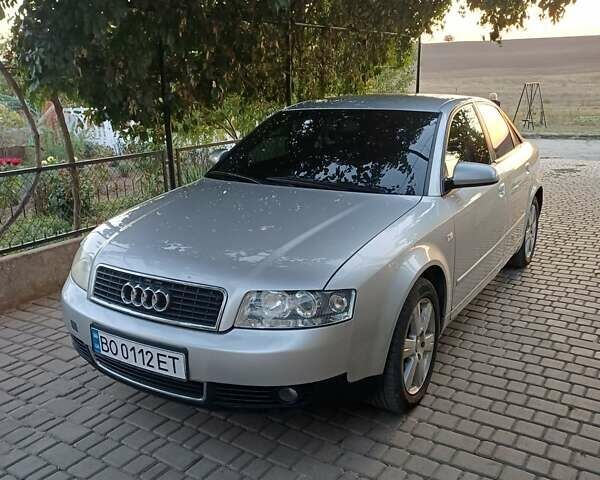 Сірий Ауді А4, об'ємом двигуна 1.6 л та пробігом 329 тис. км за 4500 $, фото 1 на Automoto.ua