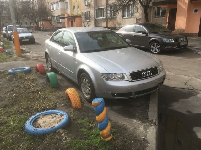 Сірий Ауді А4, об'ємом двигуна 1.9 л та пробігом 237 тис. км за 6750 $, фото 1 на Automoto.ua
