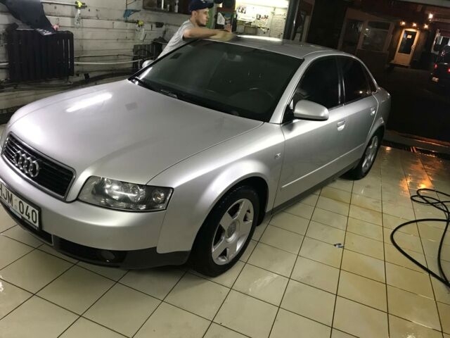 Сірий Ауді А4, об'ємом двигуна 2.5 л та пробігом 23 тис. км за 3500 $, фото 1 на Automoto.ua