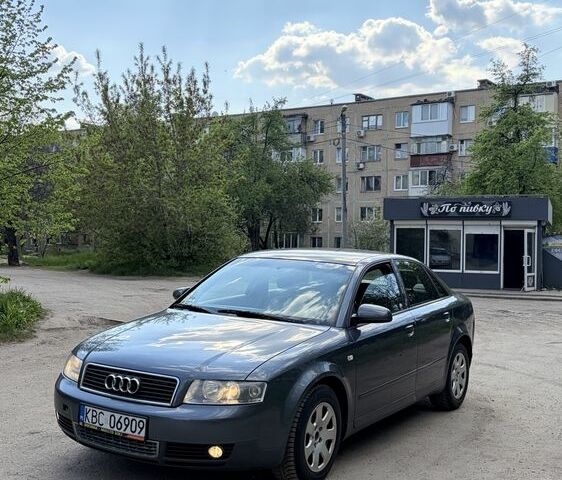 Серый Ауди А4, объемом двигателя 1.9 л и пробегом 300 тыс. км за 2750 $, фото 1 на Automoto.ua