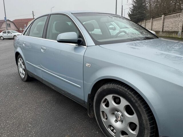 Серый Ауди А4, объемом двигателя 1.8 л и пробегом 250 тыс. км за 4600 $, фото 1 на Automoto.ua