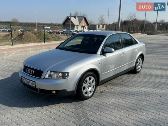 Сірий Ауді А4, об'ємом двигуна 1.78 л та пробігом 198 тис. км за 3000 $, фото 1 на Automoto.ua