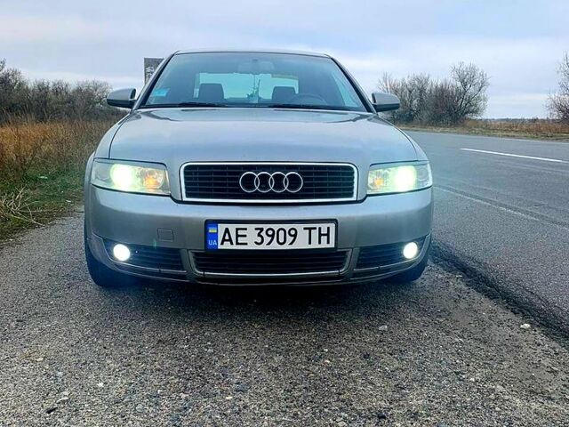 Серый Ауди А4, объемом двигателя 2.5 л и пробегом 270 тыс. км за 4600 $, фото 1 на Automoto.ua