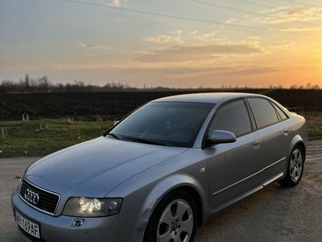 Серый Ауди А4, объемом двигателя 2.5 л и пробегом 353 тыс. км за 3200 $, фото 1 на Automoto.ua