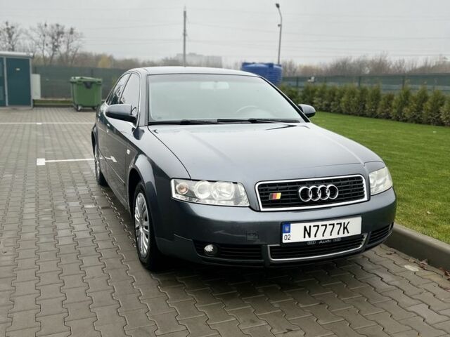 Сірий Ауді А4, об'ємом двигуна 2 л та пробігом 275 тис. км за 5800 $, фото 1 на Automoto.ua