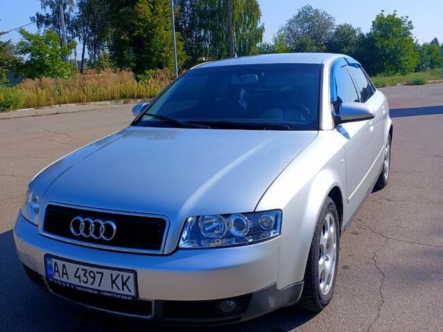 Сірий Ауді А4, об'ємом двигуна 1.8 л та пробігом 255 тис. км за 5600 $, фото 1 на Automoto.ua