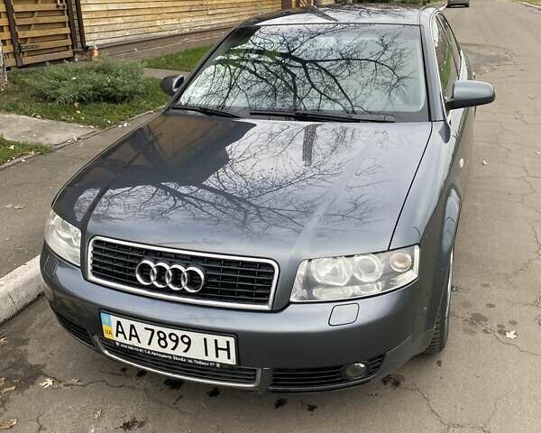 Серый Ауди А4, объемом двигателя 1.8 л и пробегом 467 тыс. км за 5200 $, фото 1 на Automoto.ua