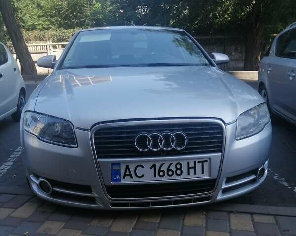 Серый Ауди А4, объемом двигателя 1.98 л и пробегом 220 тыс. км за 7200 $, фото 1 на Automoto.ua