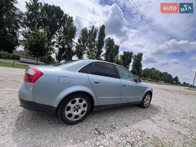 Сірий Ауді А4, об'ємом двигуна 1.8 л та пробігом 250 тис. км за 3800 $, фото 1 на Automoto.ua