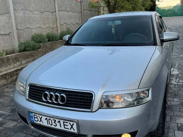 Сірий Ауді А4, об'ємом двигуна 2 л та пробігом 223 тис. км за 5300 $, фото 1 на Automoto.ua