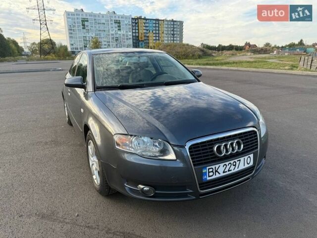 Серый Ауди А4, объемом двигателя 2 л и пробегом 231 тыс. км за 7500 $, фото 1 на Automoto.ua