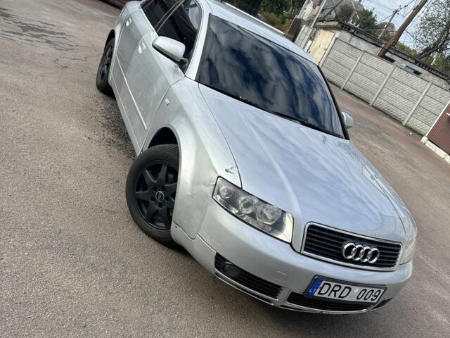 Сірий Ауді А4, об'ємом двигуна 1.9 л та пробігом 386 тис. км за 1950 $, фото 1 на Automoto.ua