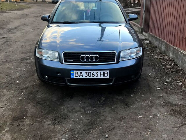 Серый Ауди А4, объемом двигателя 1.8 л и пробегом 272 тыс. км за 6500 $, фото 1 на Automoto.ua