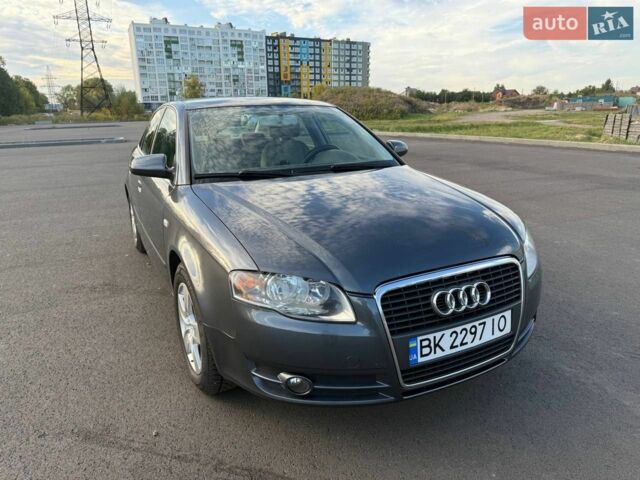 Серый Ауди А4, объемом двигателя 2 л и пробегом 231 тыс. км за 7300 $, фото 1 на Automoto.ua