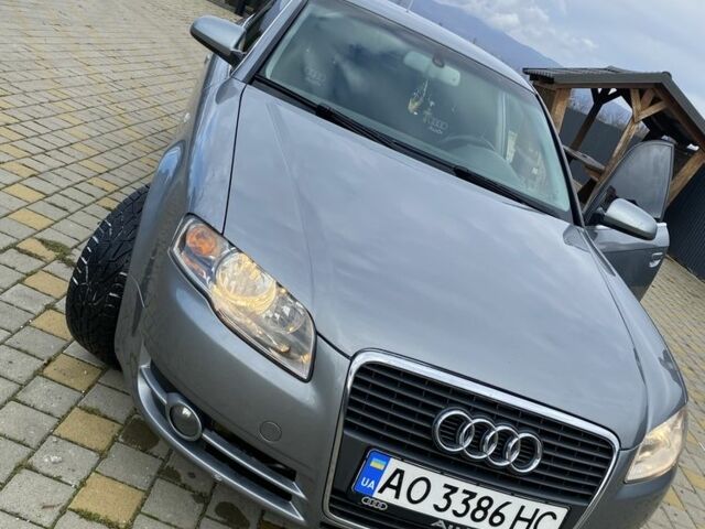 Серый Ауди А4, объемом двигателя 2 л и пробегом 300 тыс. км за 8000 $, фото 1 на Automoto.ua