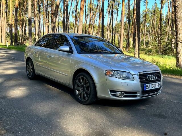 Серый Ауди А4, объемом двигателя 2 л и пробегом 220 тыс. км за 6500 $, фото 1 на Automoto.ua