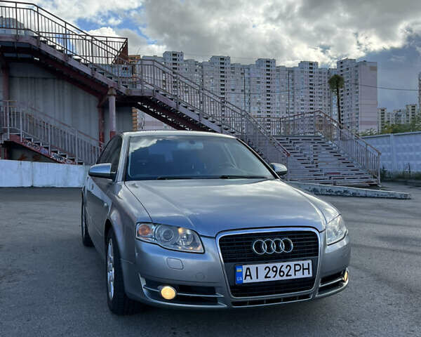 Серый Ауди А4, объемом двигателя 2 л и пробегом 319 тыс. км за 6500 $, фото 1 на Automoto.ua