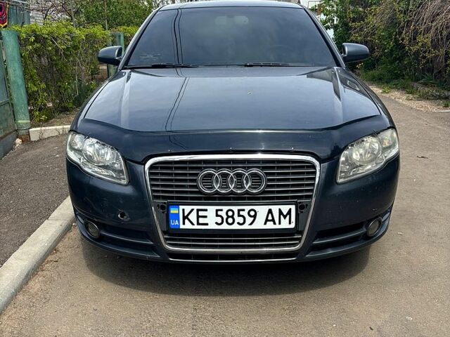 Серый Ауди А4, объемом двигателя 2 л и пробегом 270 тыс. км за 5500 $, фото 1 на Automoto.ua