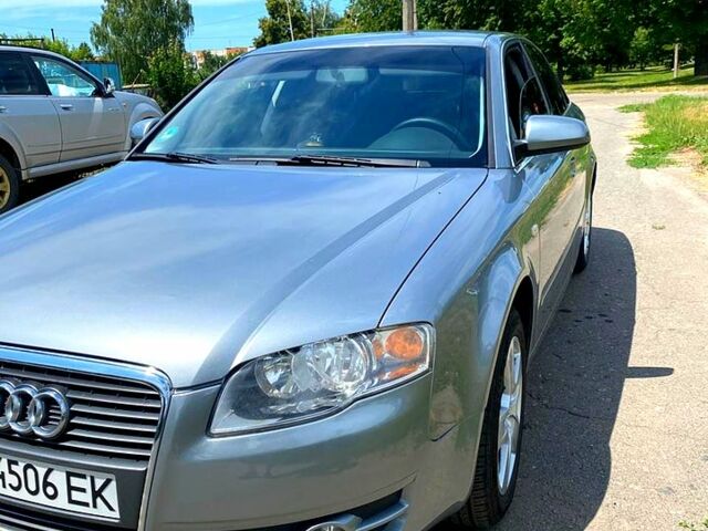 Сірий Ауді А4, об'ємом двигуна 2 л та пробігом 219 тис. км за 6700 $, фото 1 на Automoto.ua