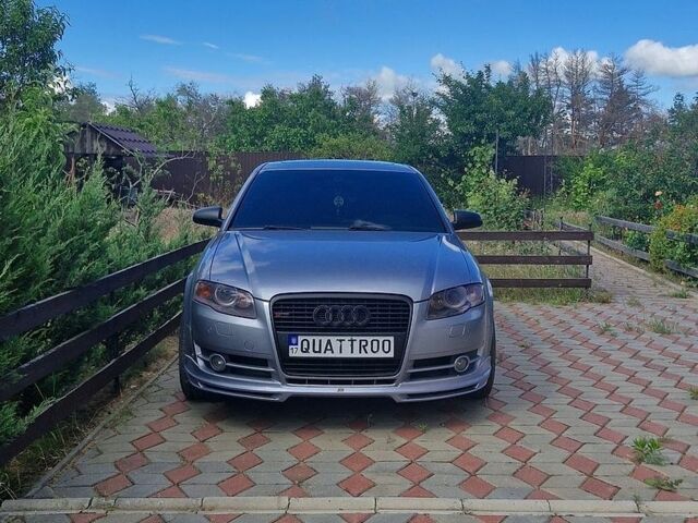 Серый Ауди А4, объемом двигателя 2 л и пробегом 350 тыс. км за 7700 $, фото 1 на Automoto.ua