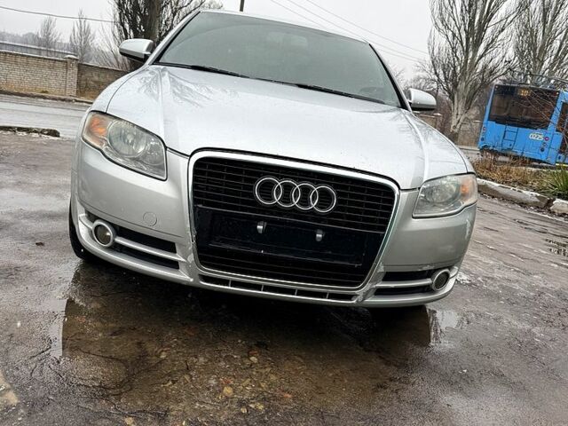 Серый Ауди А4, объемом двигателя 2 л и пробегом 247 тыс. км за 6200 $, фото 1 на Automoto.ua
