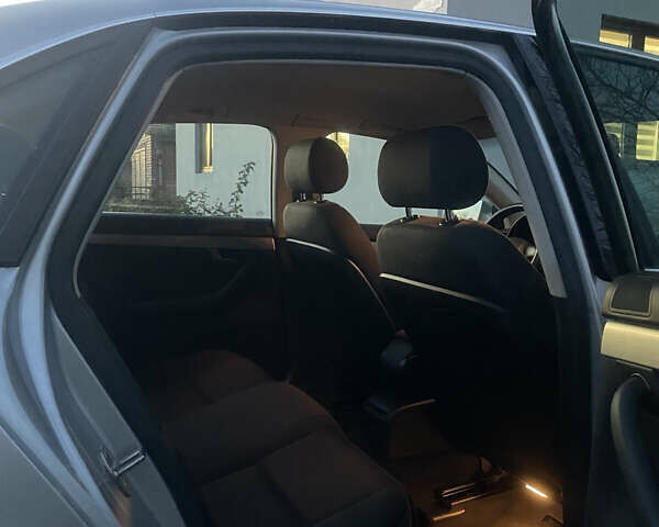 Серый Ауди А4, объемом двигателя 1.78 л и пробегом 180 тыс. км за 7300 $, фото 1 на Automoto.ua