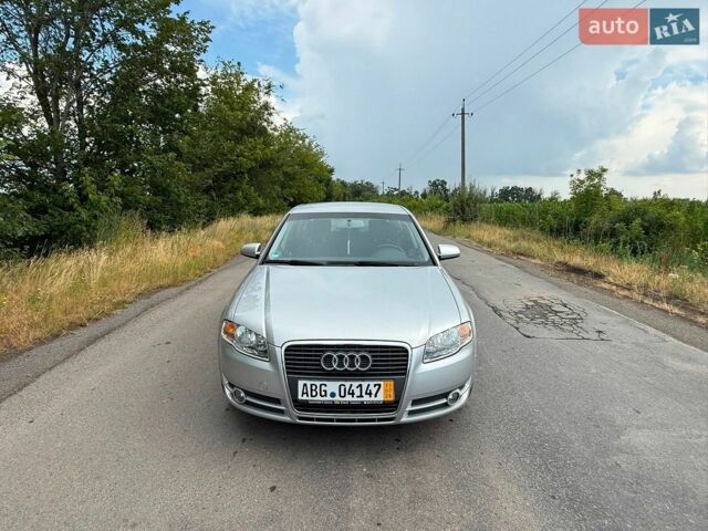 Сірий Ауді А4, об'ємом двигуна 1.6 л та пробігом 226 тис. км за 6999 $, фото 1 на Automoto.ua