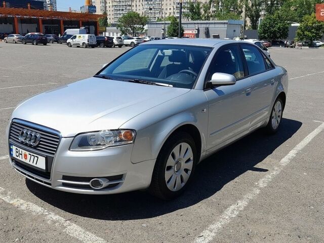 Серый Ауди А4, объемом двигателя 2 л и пробегом 214 тыс. км за 6600 $, фото 1 на Automoto.ua