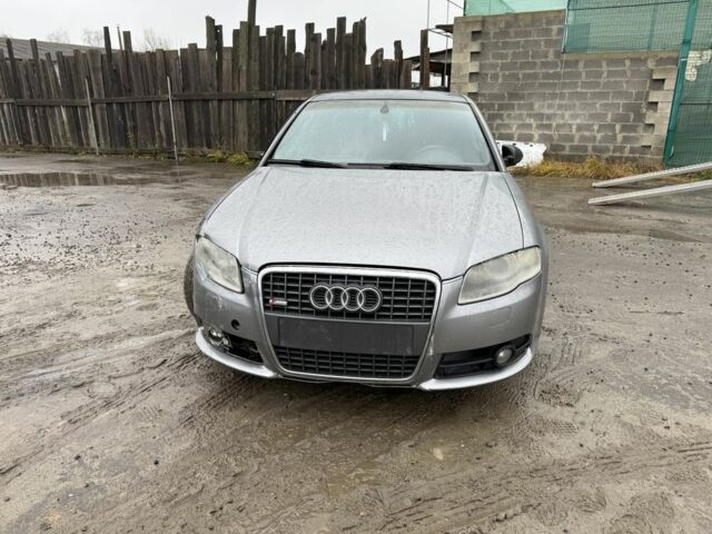 Серый Ауди А4, объемом двигателя 2.7 л и пробегом 450 тыс. км за 3700 $, фото 1 на Automoto.ua
