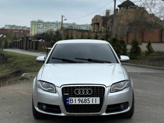 Серый Ауди А4, объемом двигателя 2 л и пробегом 350 тыс. км за 6300 $, фото 1 на Automoto.ua