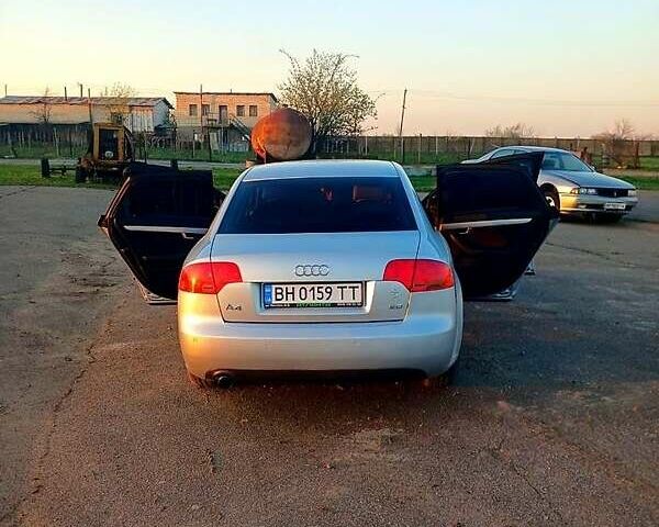 Сірий Ауді А4, об'ємом двигуна 2 л та пробігом 212 тис. км за 6800 $, фото 1 на Automoto.ua