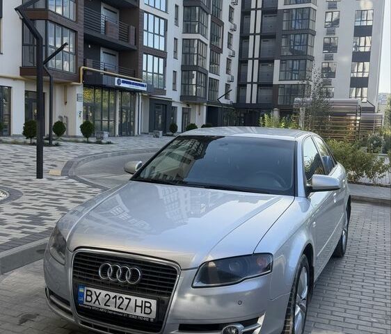 Серый Ауди А4, объемом двигателя 2 л и пробегом 230 тыс. км за 6683 $, фото 1 на Automoto.ua