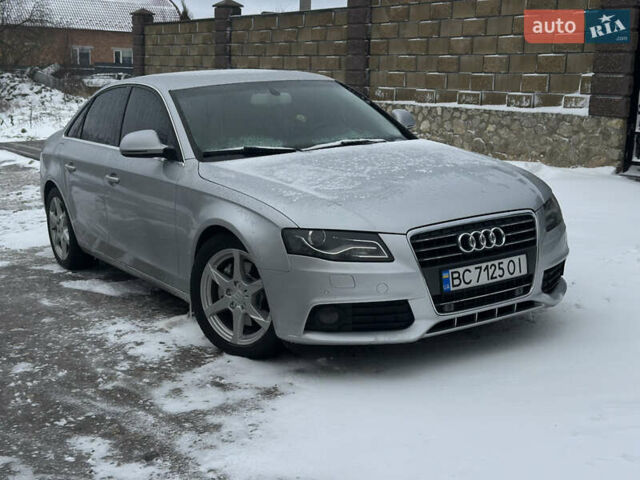 Сірий Ауді А4, об'ємом двигуна 2.7 л та пробігом 265 тис. км за 9000 $, фото 1 на Automoto.ua