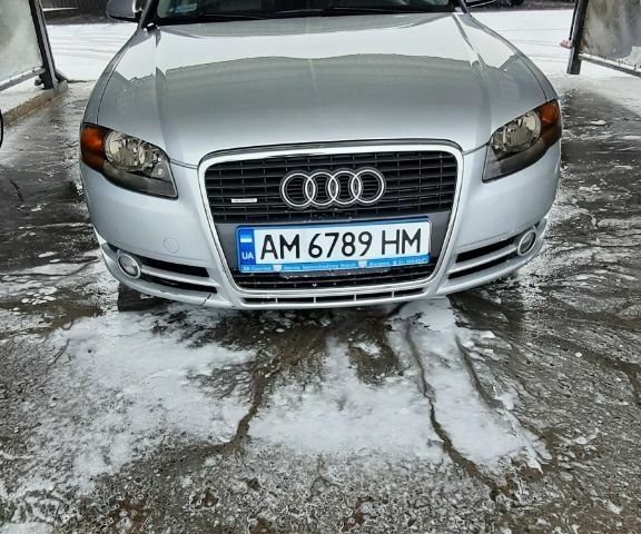 Сірий Ауді А4, об'ємом двигуна 2 л та пробігом 116 тис. км за 7500 $, фото 1 на Automoto.ua