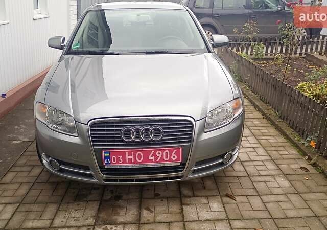 Серый Ауди А4, объемом двигателя 2 л и пробегом 218 тыс. км за 6600 $, фото 1 на Automoto.ua