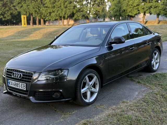 Сірий Ауді А4, об'ємом двигуна 2.7 л та пробігом 348 тис. км за 9500 $, фото 1 на Automoto.ua