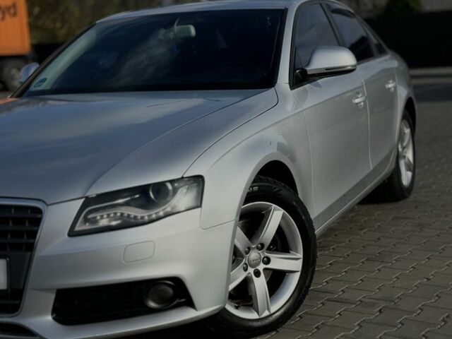 Сірий Ауді А4, об'ємом двигуна 2 л та пробігом 280 тис. км за 8650 $, фото 1 на Automoto.ua