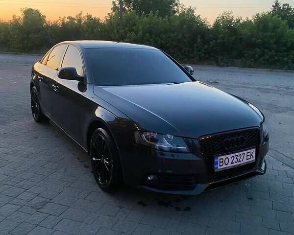 Серый Ауди А4, объемом двигателя 1.8 л и пробегом 230 тыс. км за 8300 $, фото 1 на Automoto.ua