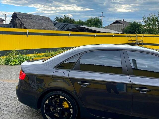 Серый Ауди А4, объемом двигателя 2.7 л и пробегом 477 тыс. км за 8800 $, фото 1 на Automoto.ua