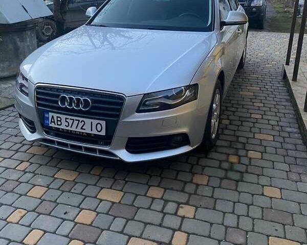 Сірий Ауді А4, об'ємом двигуна 1.8 л та пробігом 180 тис. км за 9000 $, фото 1 на Automoto.ua